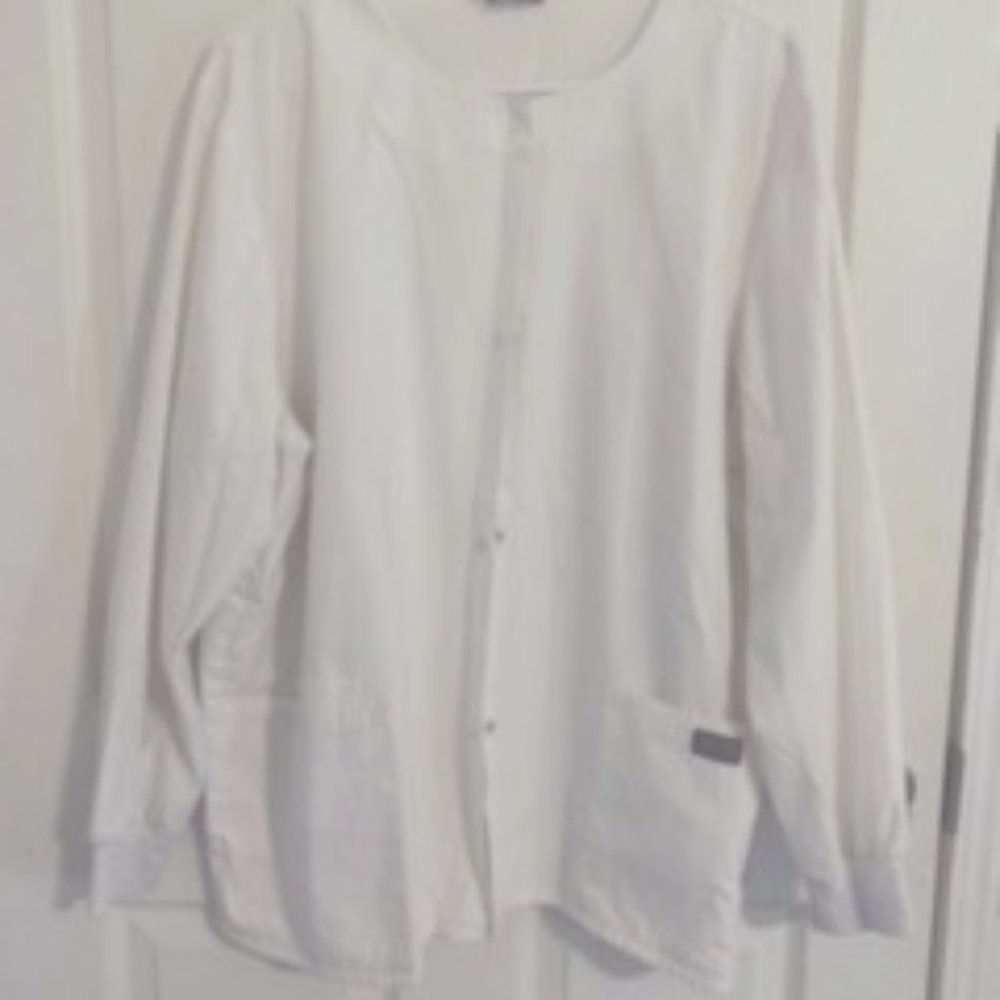 White Cherokee Scrub/Lab Jacket